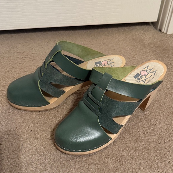 Maguba Shoes - Green Leather Maguba Swedish Women's Clogs 37 *rare color*